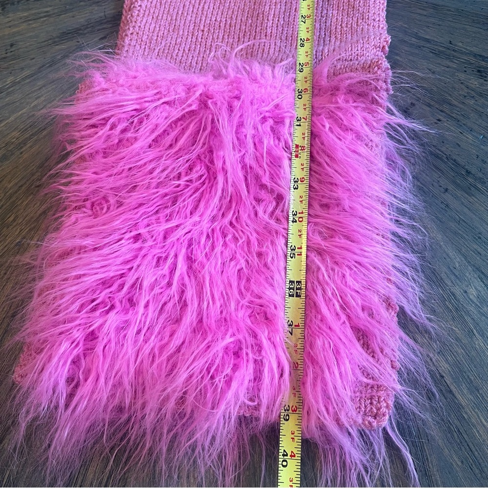 HEURUEH Extra Long 78 inch Winter Pink Knit Scarf with‎ Faux Fur Ends SOFT - Picture 5 of 9